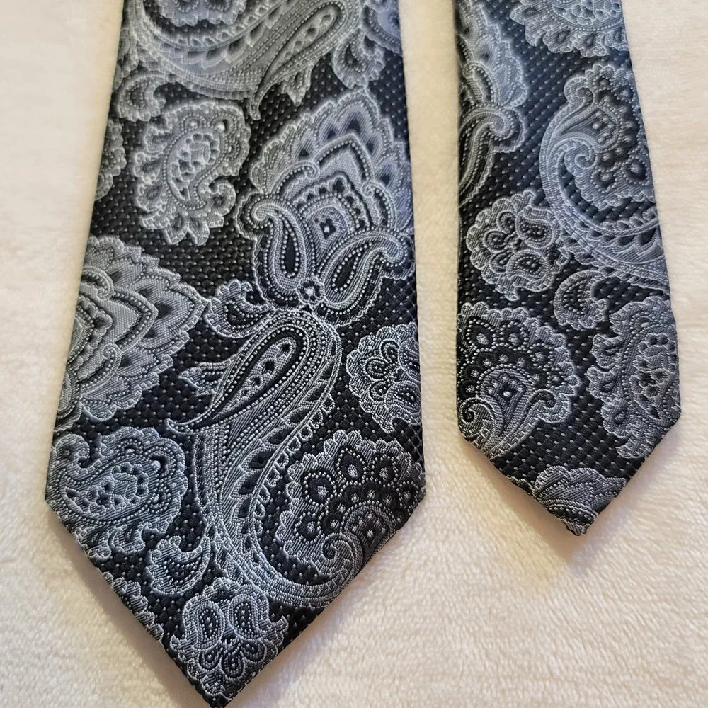 Stafford‎ Necktie Mens One Size Black Silver Paisley Classic Formal Everyday 365